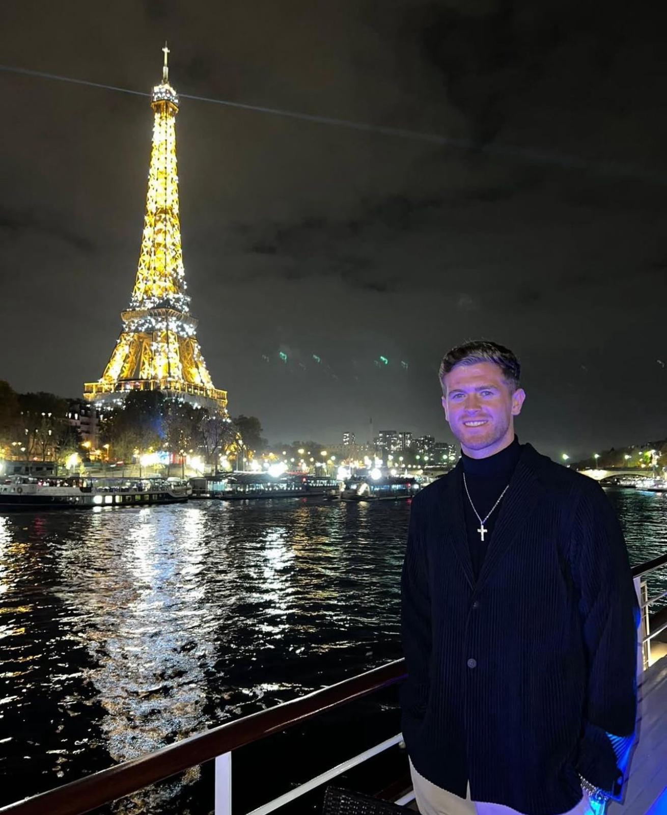 Paris by night — the atelier on call